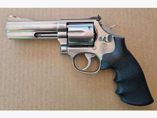 Smith & Wesson Mod. 686-3 mit Holster