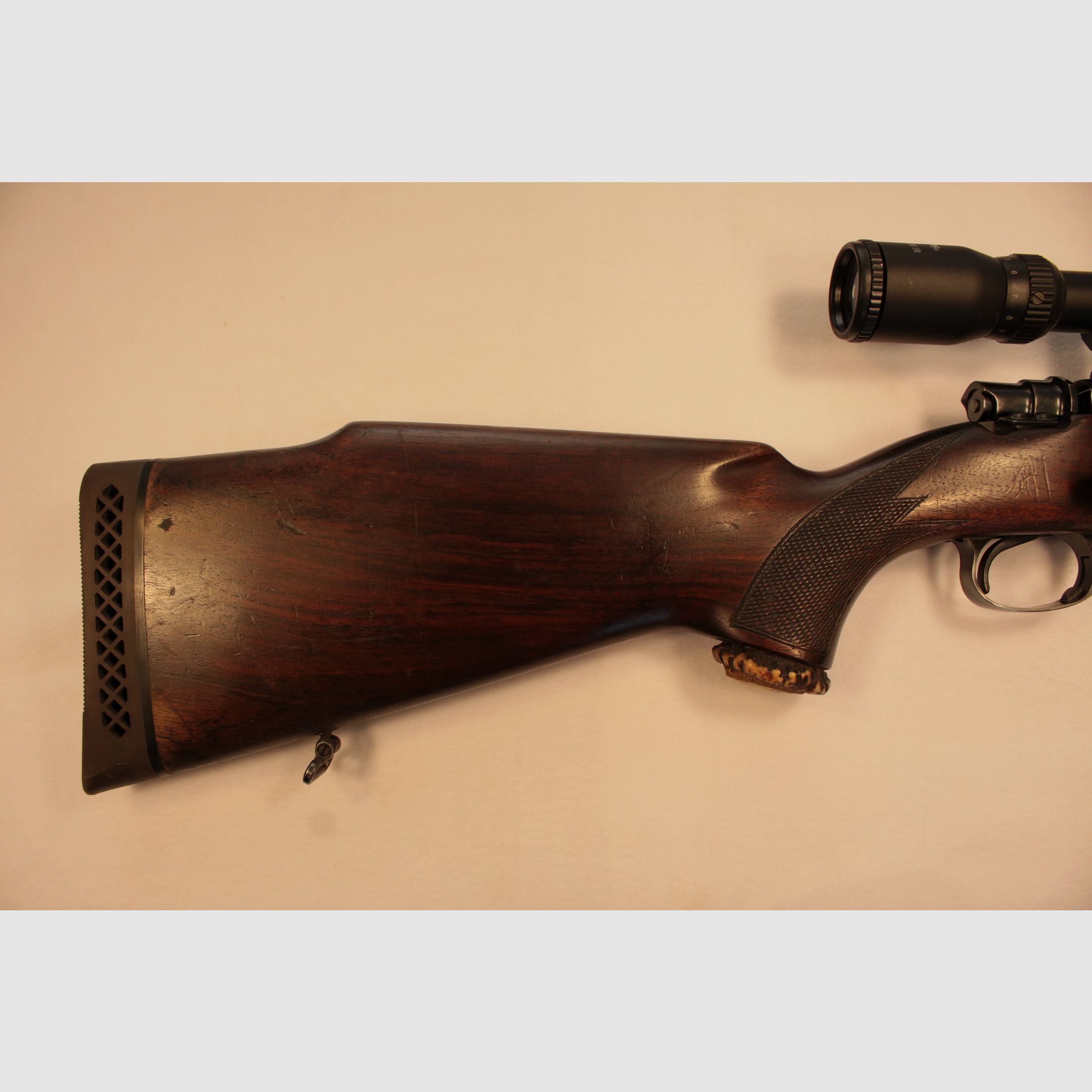 Répétiteur en 7mm Rem.Mag. avec optique Nikko Sterling.