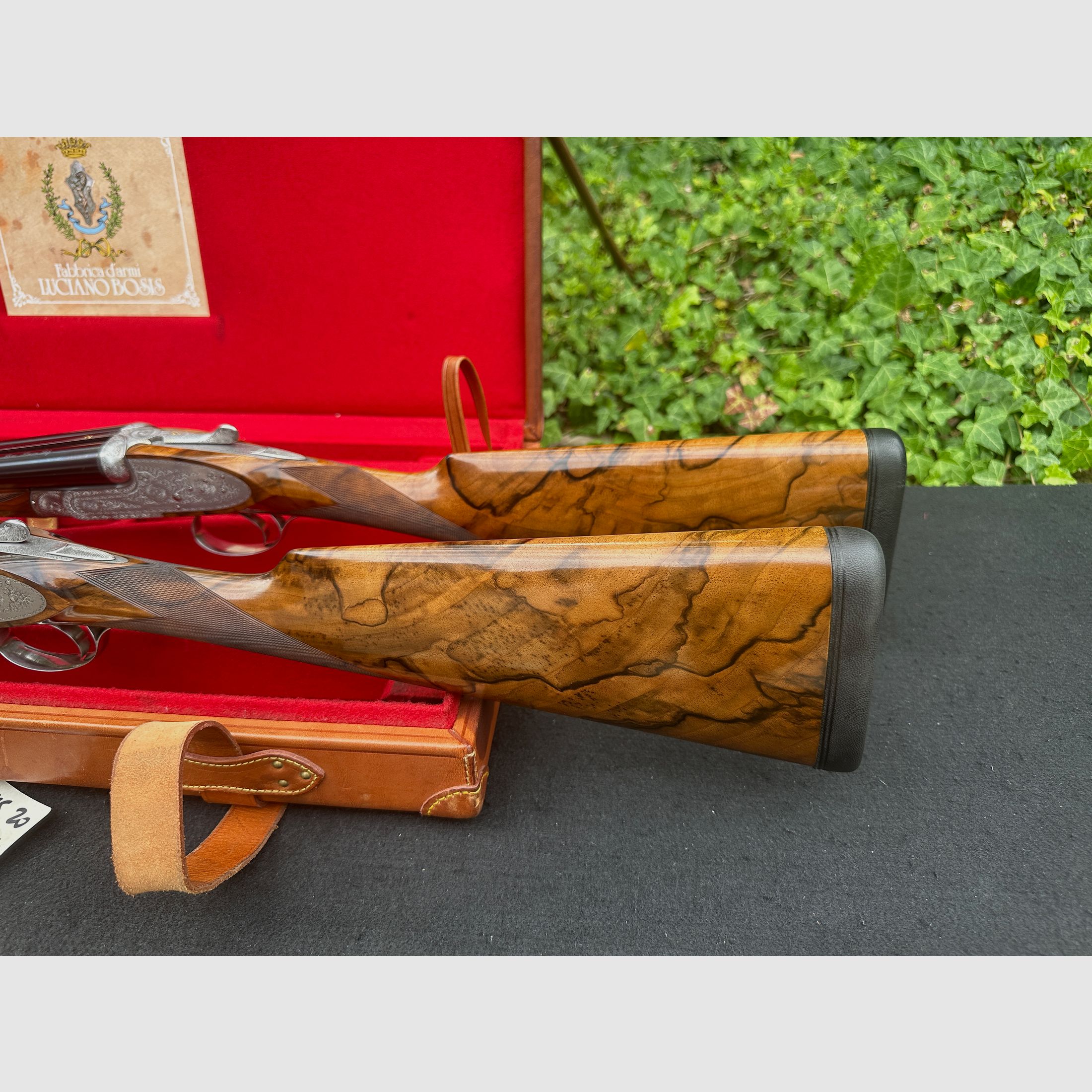 Luciano Bosis Queen - Fine side-lock shotgun pair in caliber 20