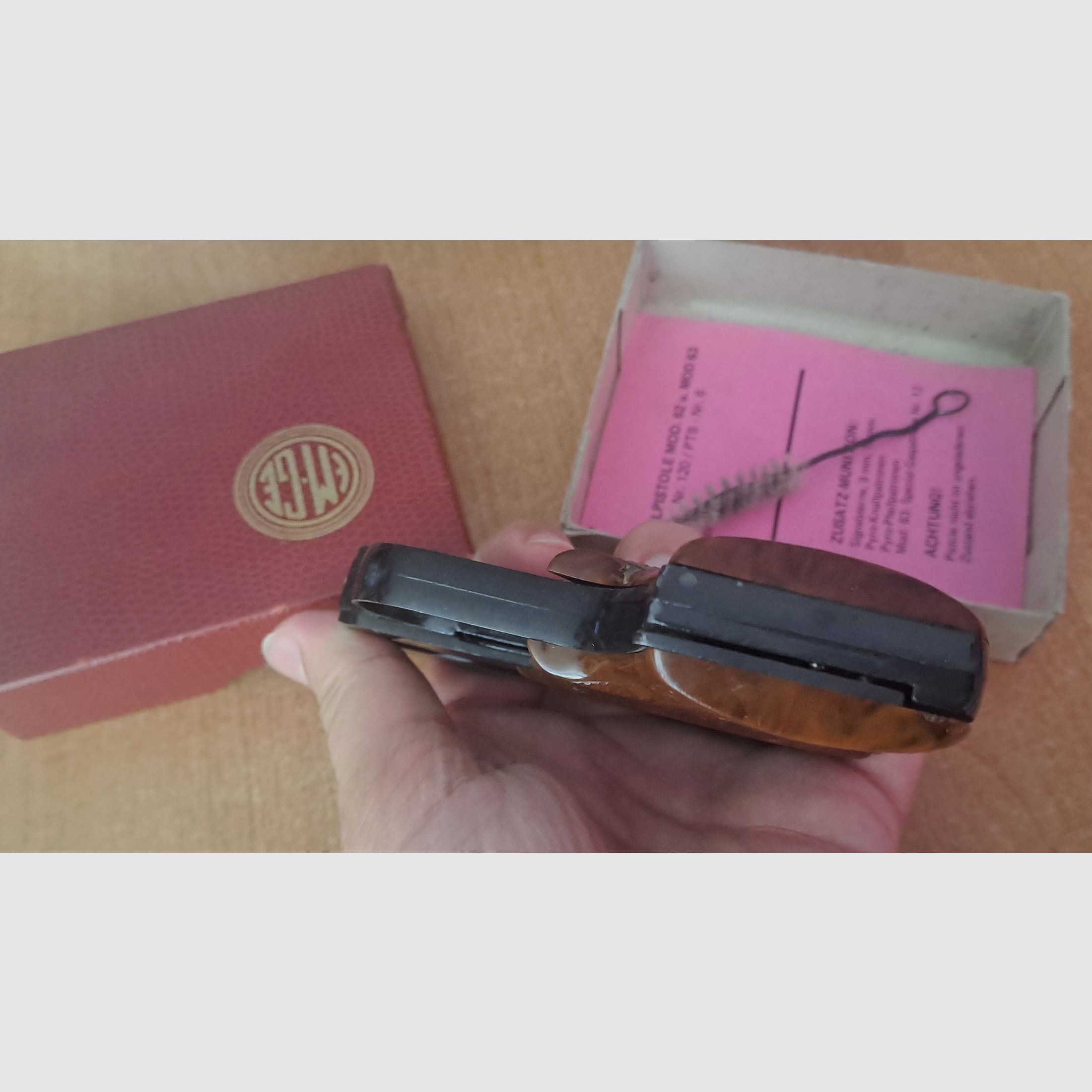 EM-GE Mod. 63 Cal. 6 mm Flobert/ PTB 6 con cargador de repuesto en caja original!