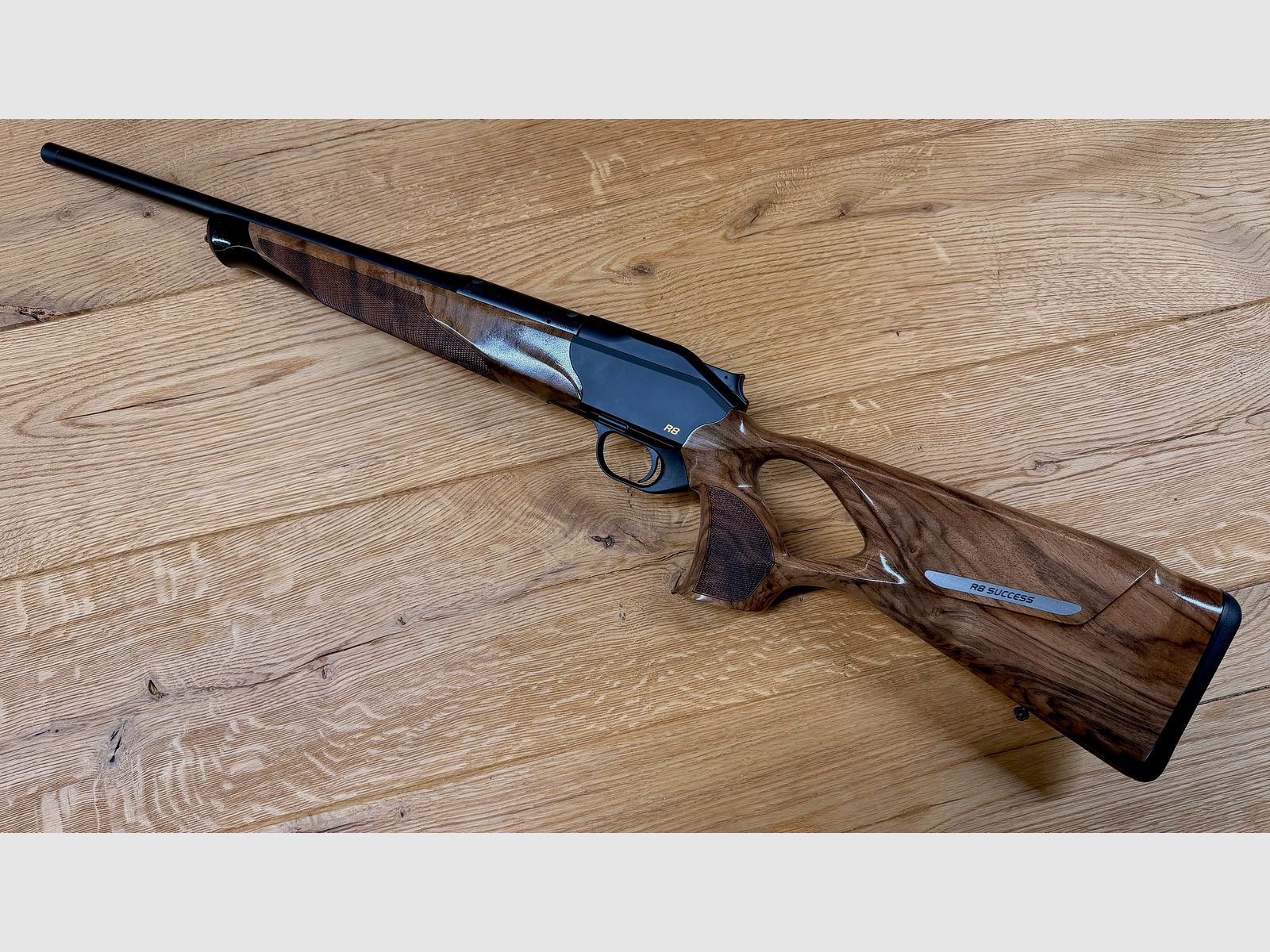 Blaser R8 Success / Holzklasse 4 / Kaliber u. Lauflänge nach Wahl / absolute Gelegenheit
