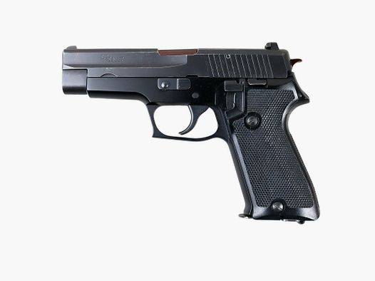 SIG Sauer P220 9 mm Steyr – Pistolet Niemiecki, Stan Dobry