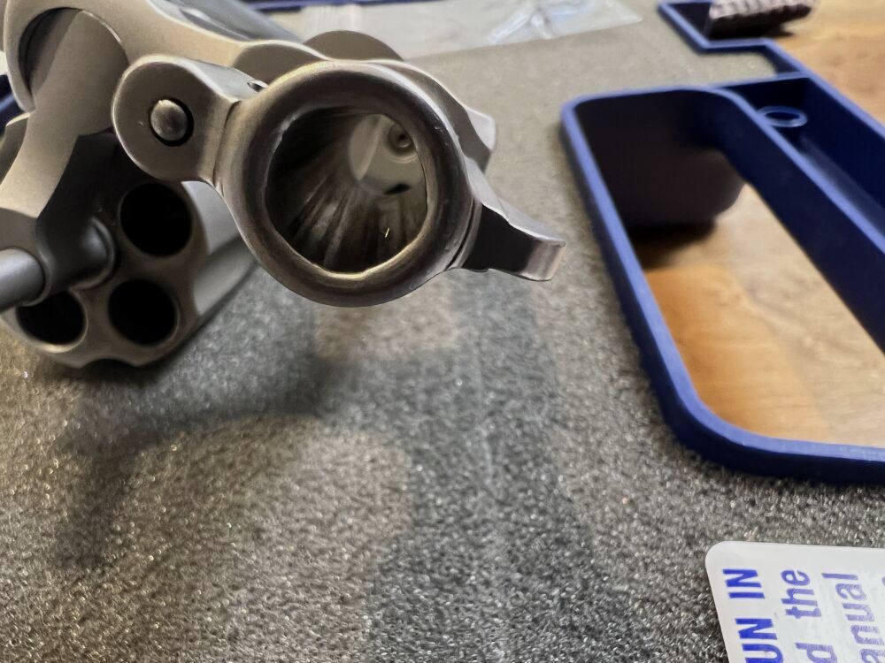 Smith and Wesson S&W 637-2 Airweight .38 Special +P Revolver