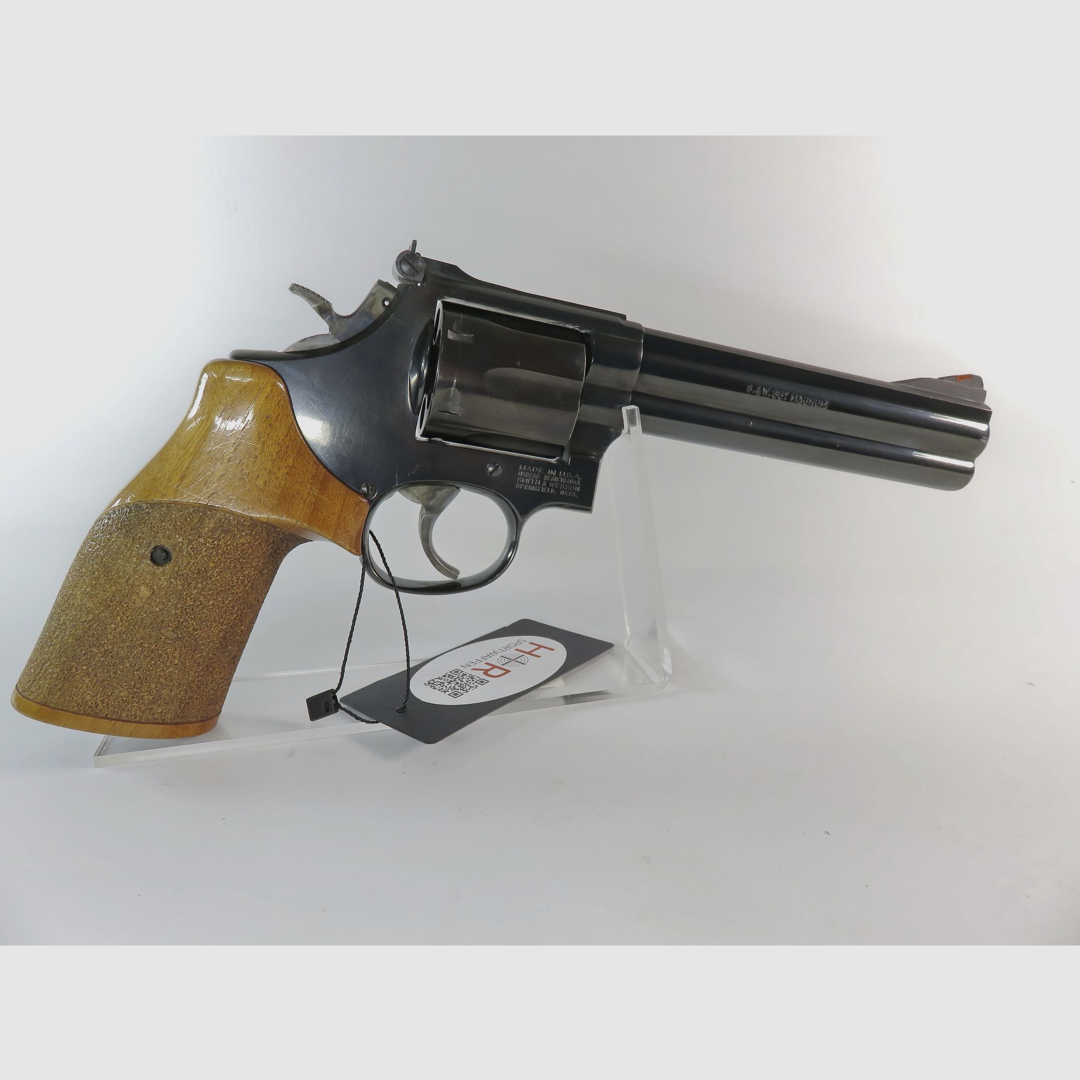 Revólver Smith & Wesson 586-2 | .357 Mag. | 6 pulgadas | pavonado | empuñadura Nill