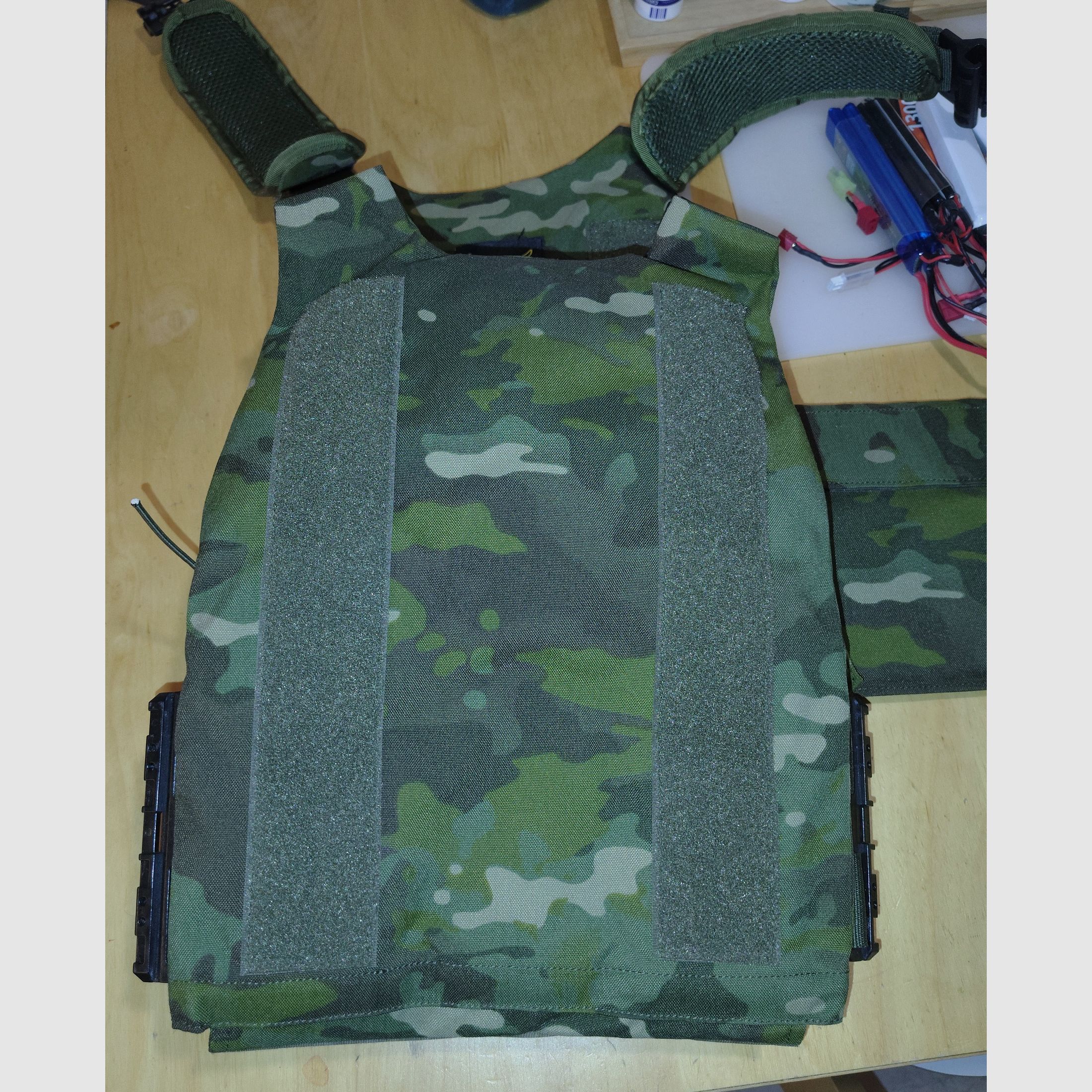 Tacowl ALFA Tactical Quick Release plate carrier clone