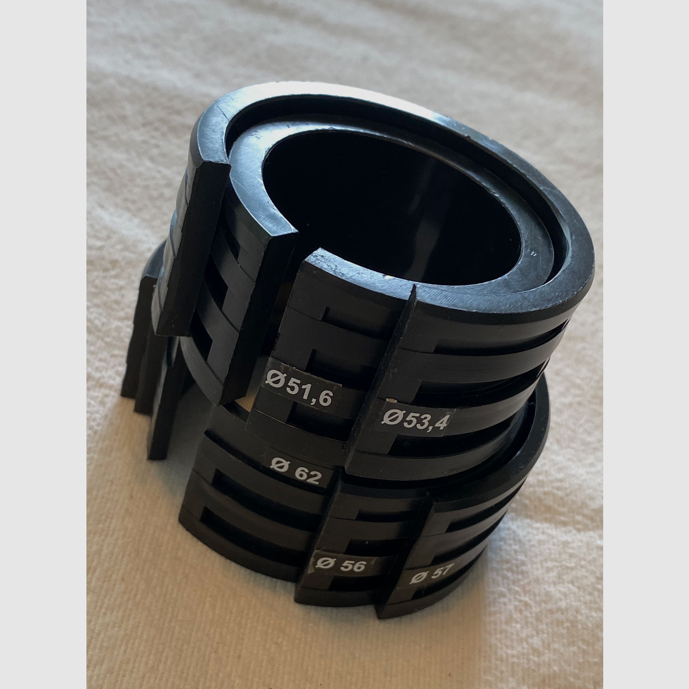 Reducer rings for mounting night vision attachment