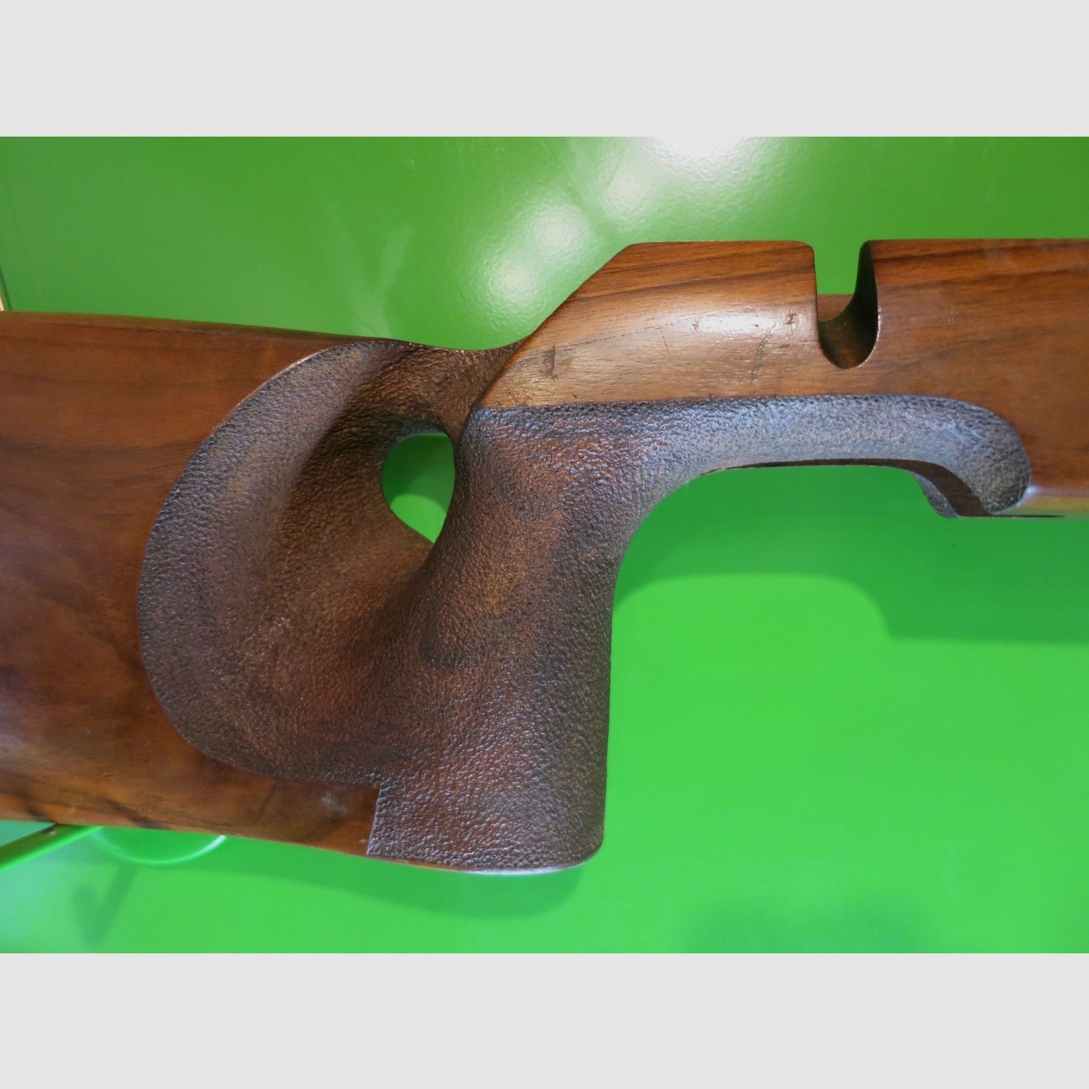 Daumenloch-Schaft mit Alu-Schaftbackenschiene für .22lr Match-Systeme       #13