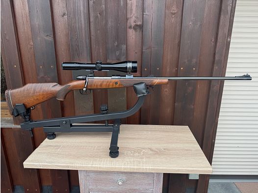 Mauser Modell 2000 Kal. .375 H&H Magnum mit Zeiss Diavari 2,5–10x50 und Suhler Einhakmontage