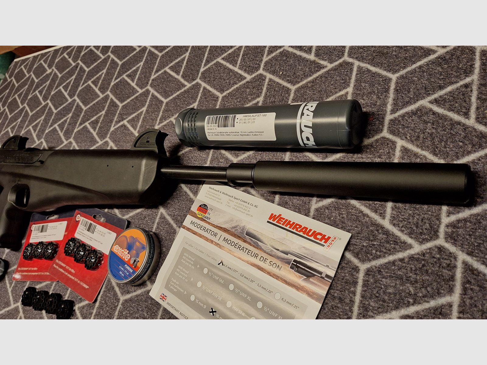 Crosman Nightstalker 4.5 Diabolo CO2 - RARITY! Suppressor + 10 Magazines!