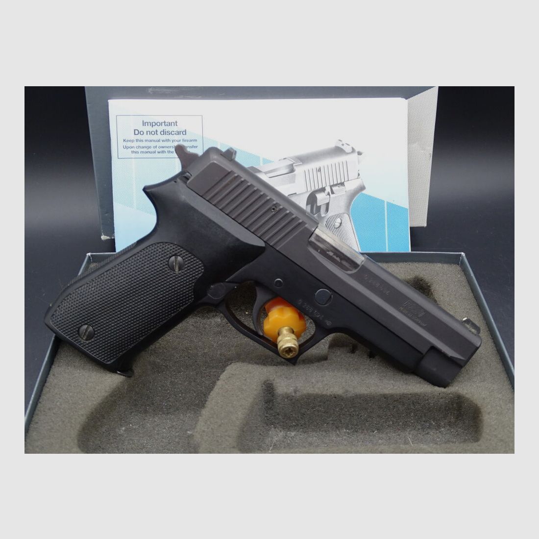 Sig Sauer P220 /1 Eckernförde Kaliber .45 Auto P220 / 1