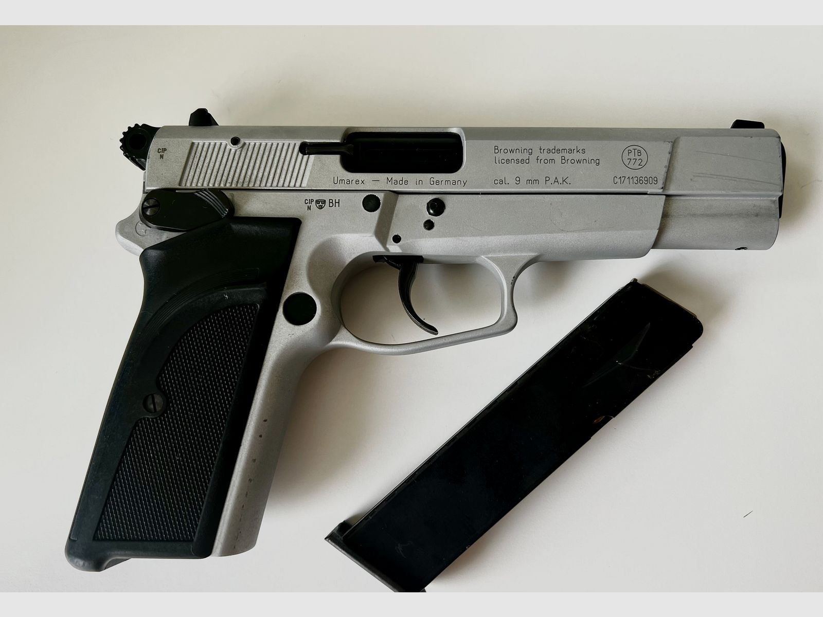 Browning GPDA 9mm P.A.K Schreckschuss