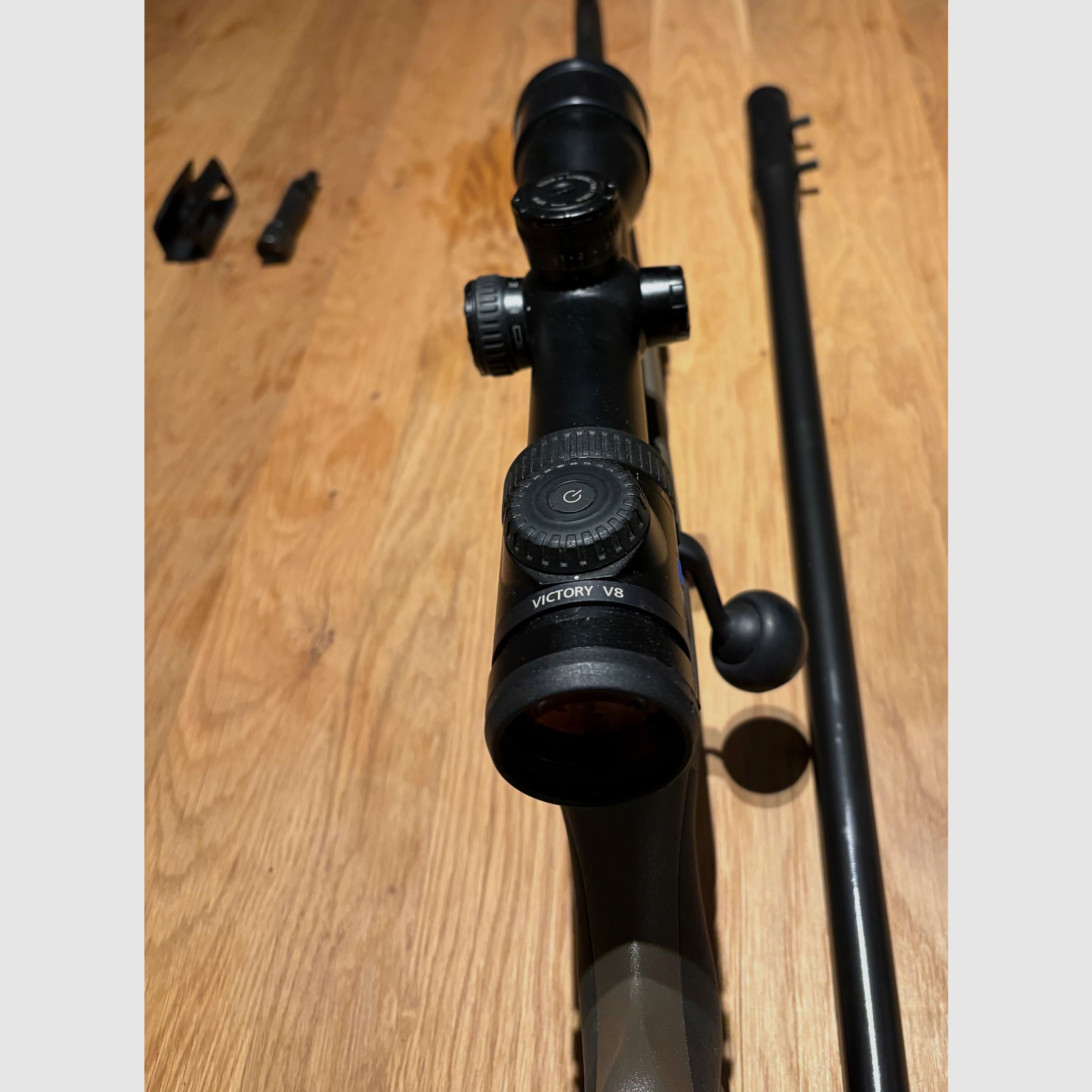 Blaser R8