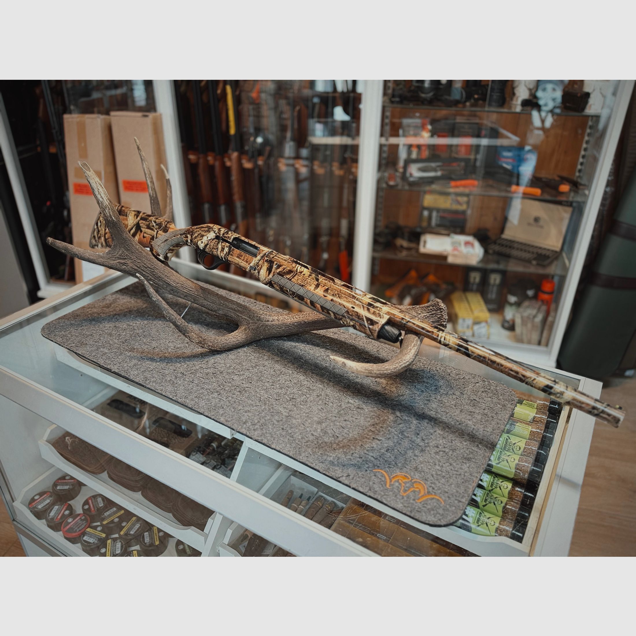 Hubertus Selbstladeflinte 12/76