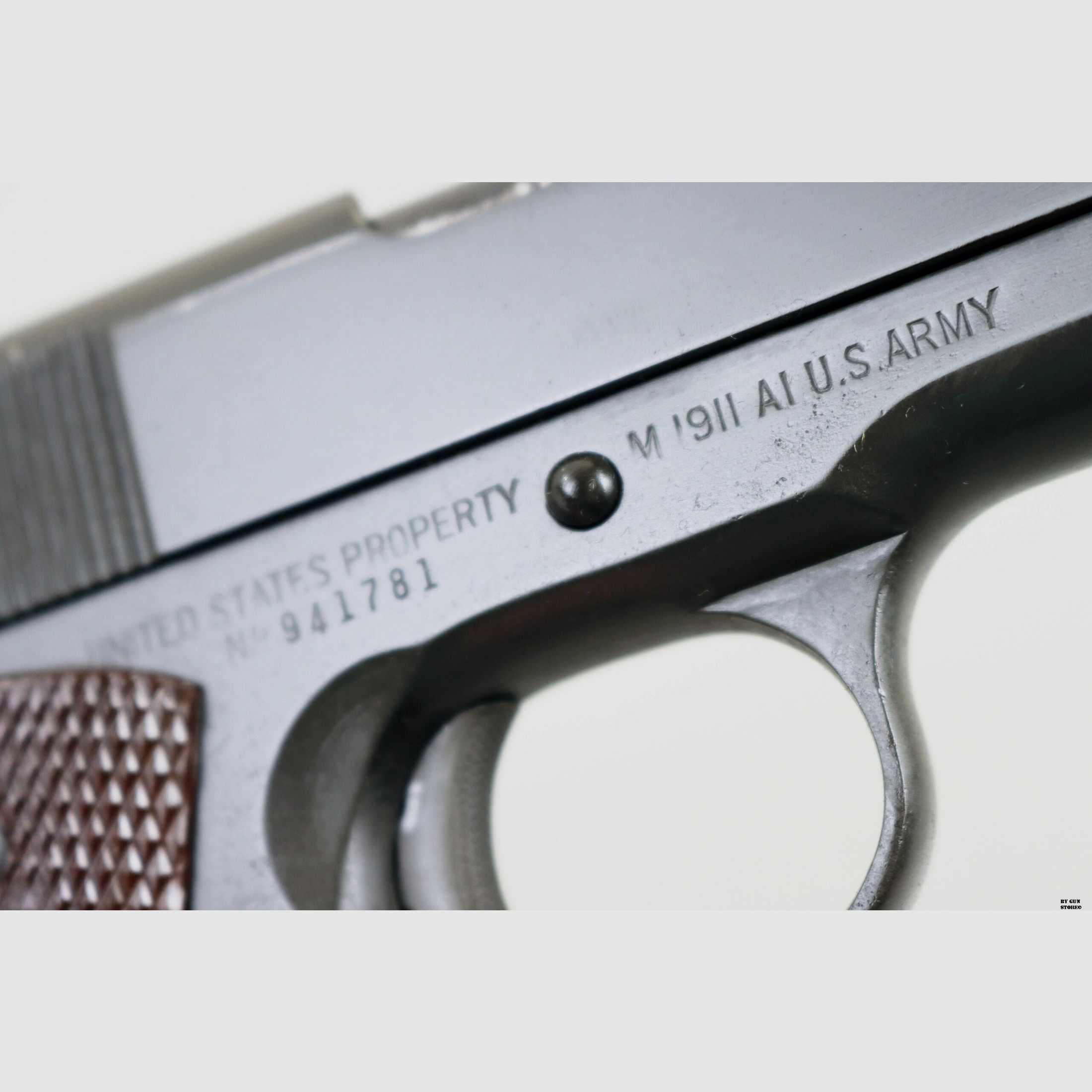Pistola Remington Rand Inc. mod. 1911A1 cal. 45 Acp matr. 941781, immagine 10 di 17