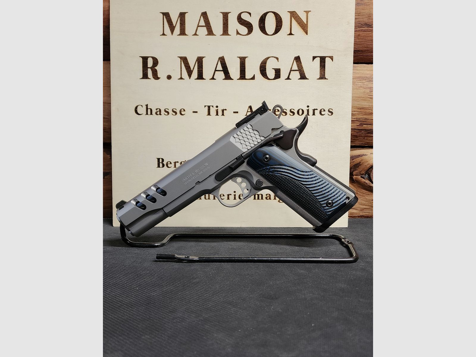 SMITH & WESSON 1911 PC CUSTOM 45ACP (gebraucht), Bild 4 von 10