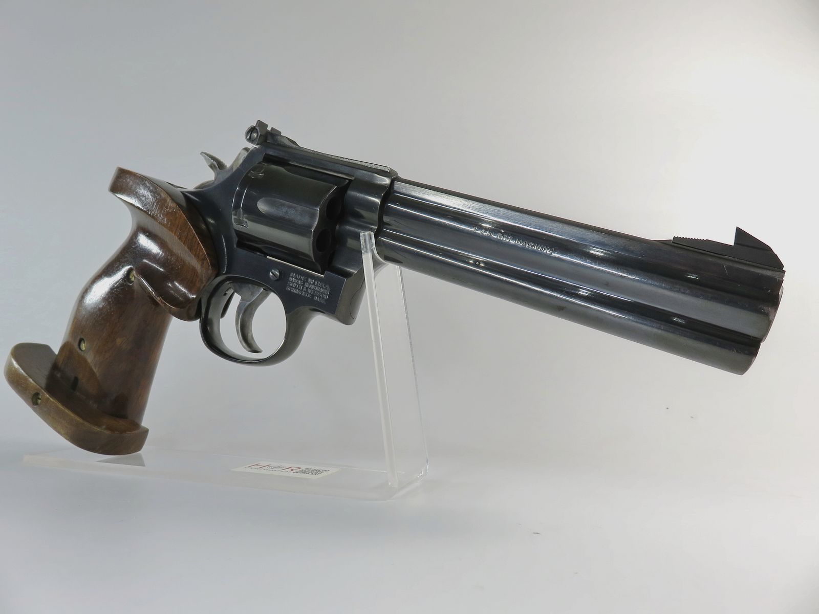 Revólver Smith & Wesson, modelo 586-3 | .357 Mag | 6 pulgadas | Pavonado | En excelente estado