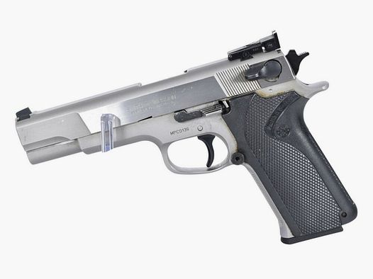 Smith & Wesson 845