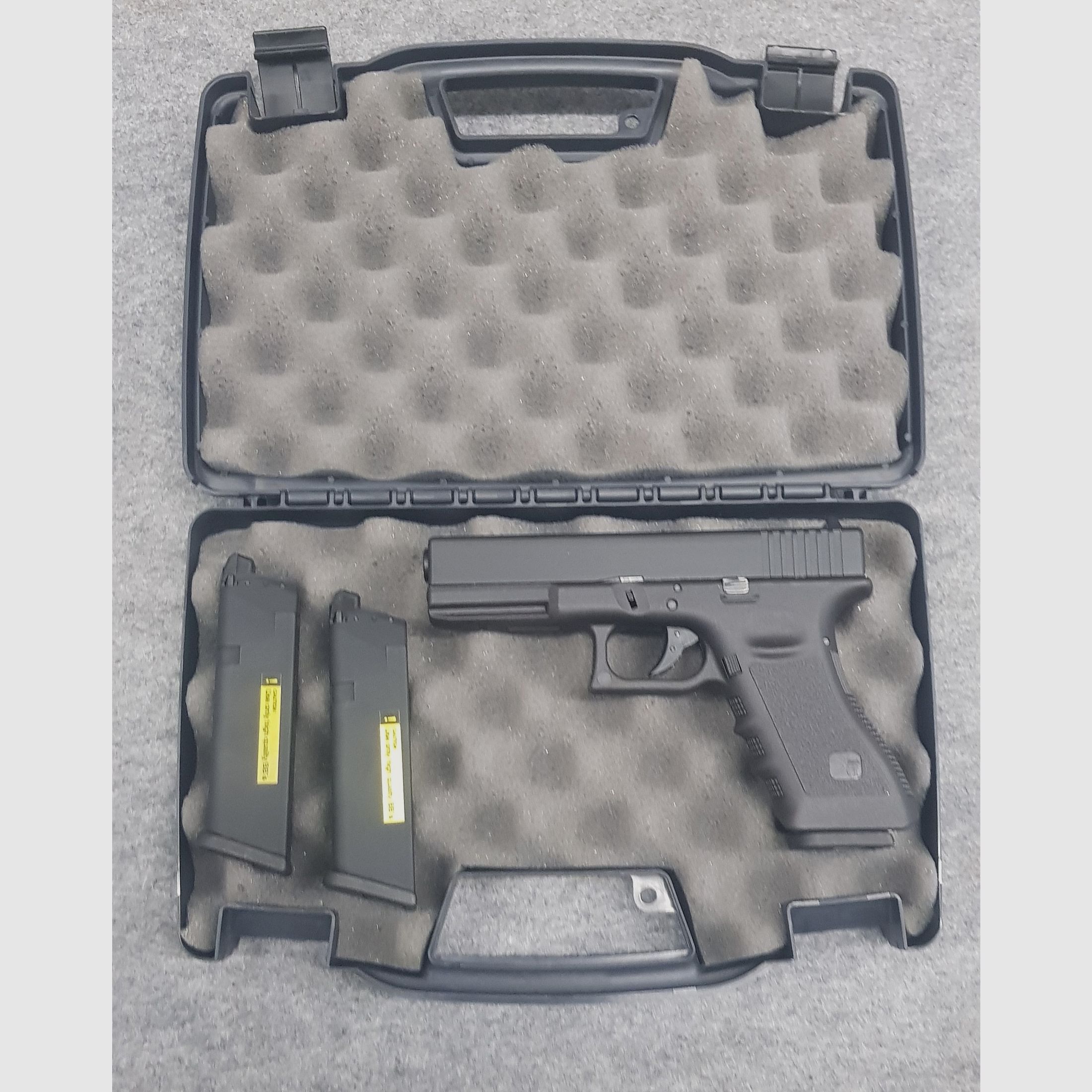 Stark Arms Mod. S17 Glock 17 Pistole Kaliber 6 mm BB Gas Blowback Softair Pistole  6mm BB 
