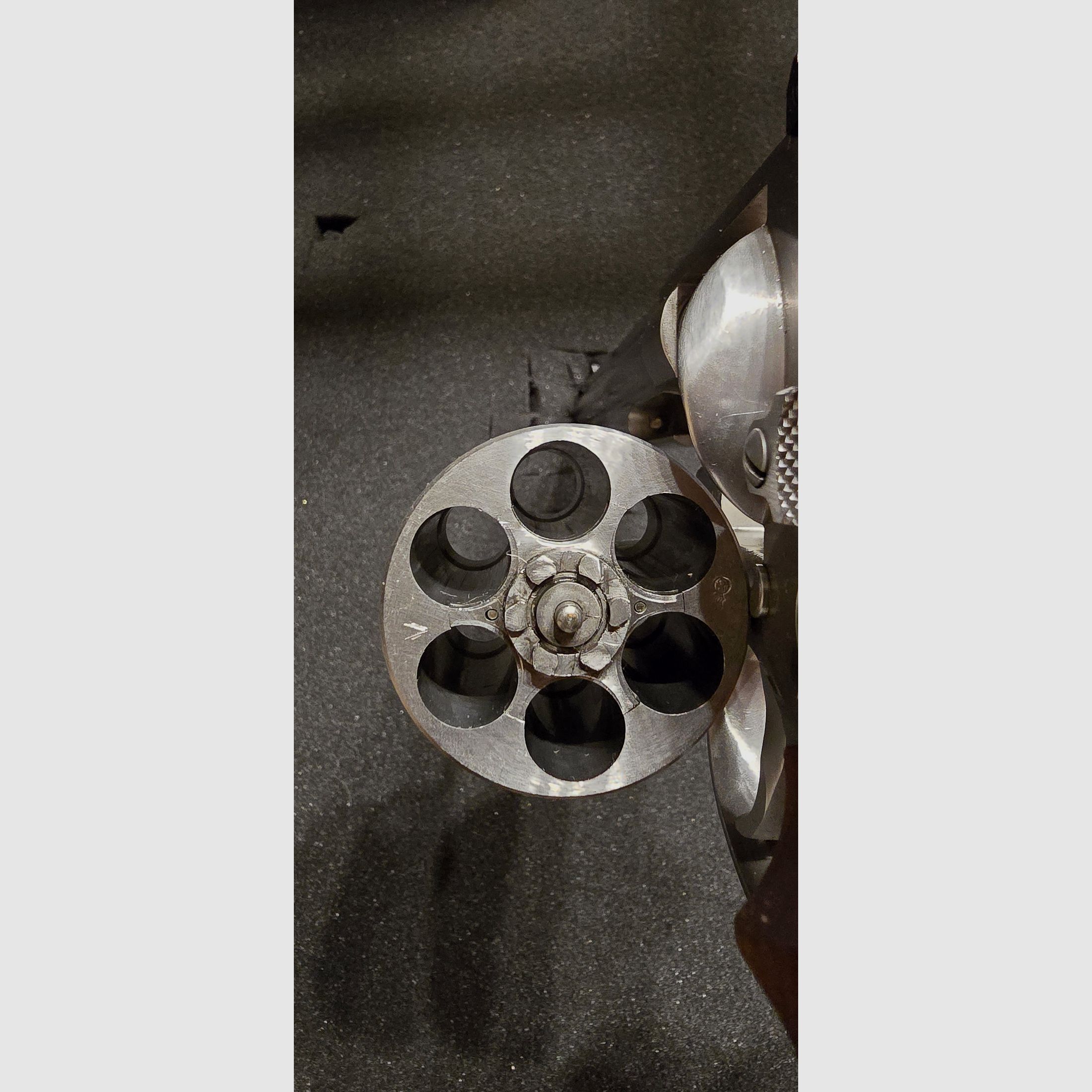 S&W Revolver .44Mag 8" Lauf - ungeflutete Trommel