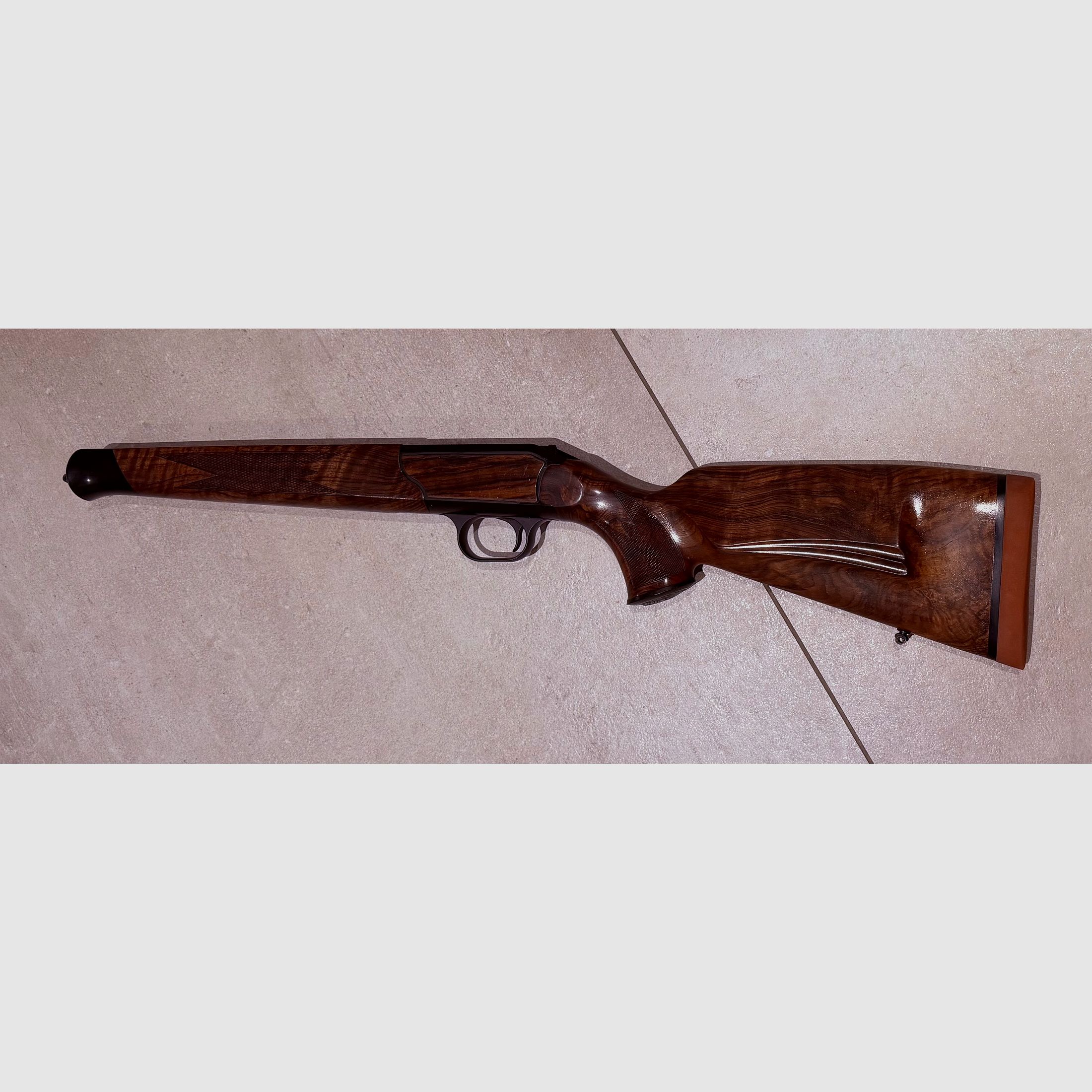 Blaser R93 Luxus Schaft mit System (original) mit roter Schaftkappe