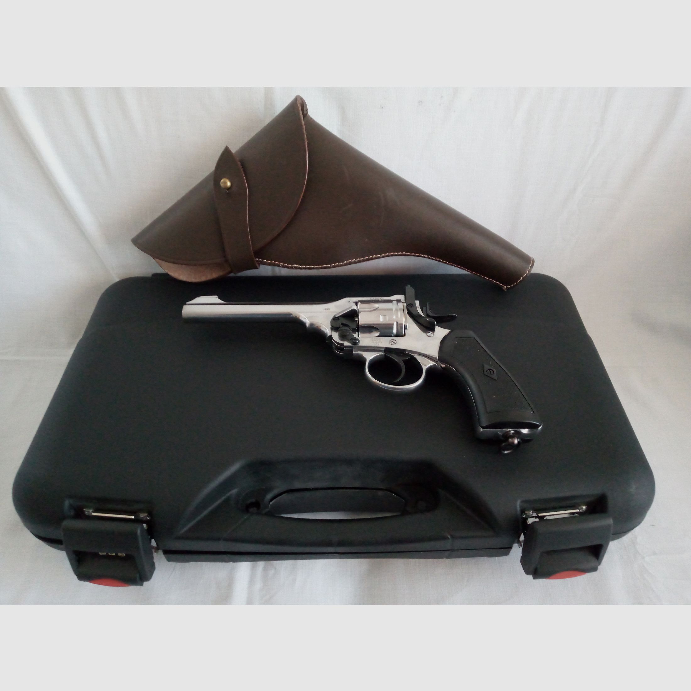 RESERVIERT - Webley MK VI CO2-Revolver / Kal. 4,5mm (.177) / chrom / Pistolenholster