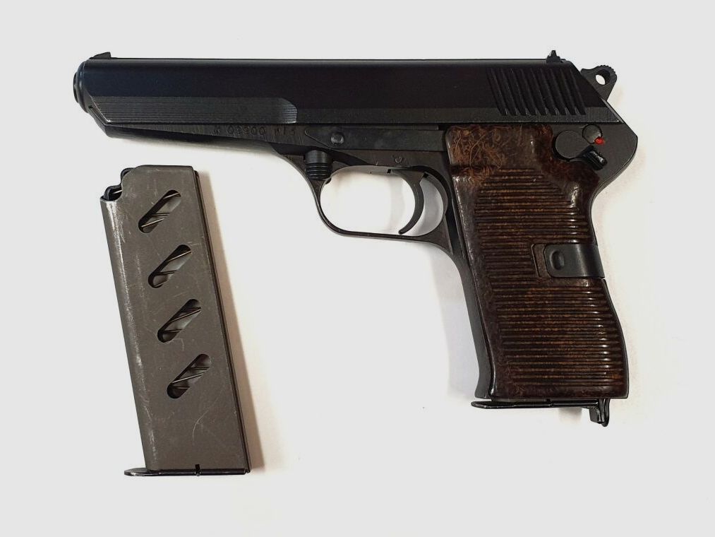 Ceska Zbrojovka CZ Uhersky Brod vz. 52 - 7,62mm Tokarev