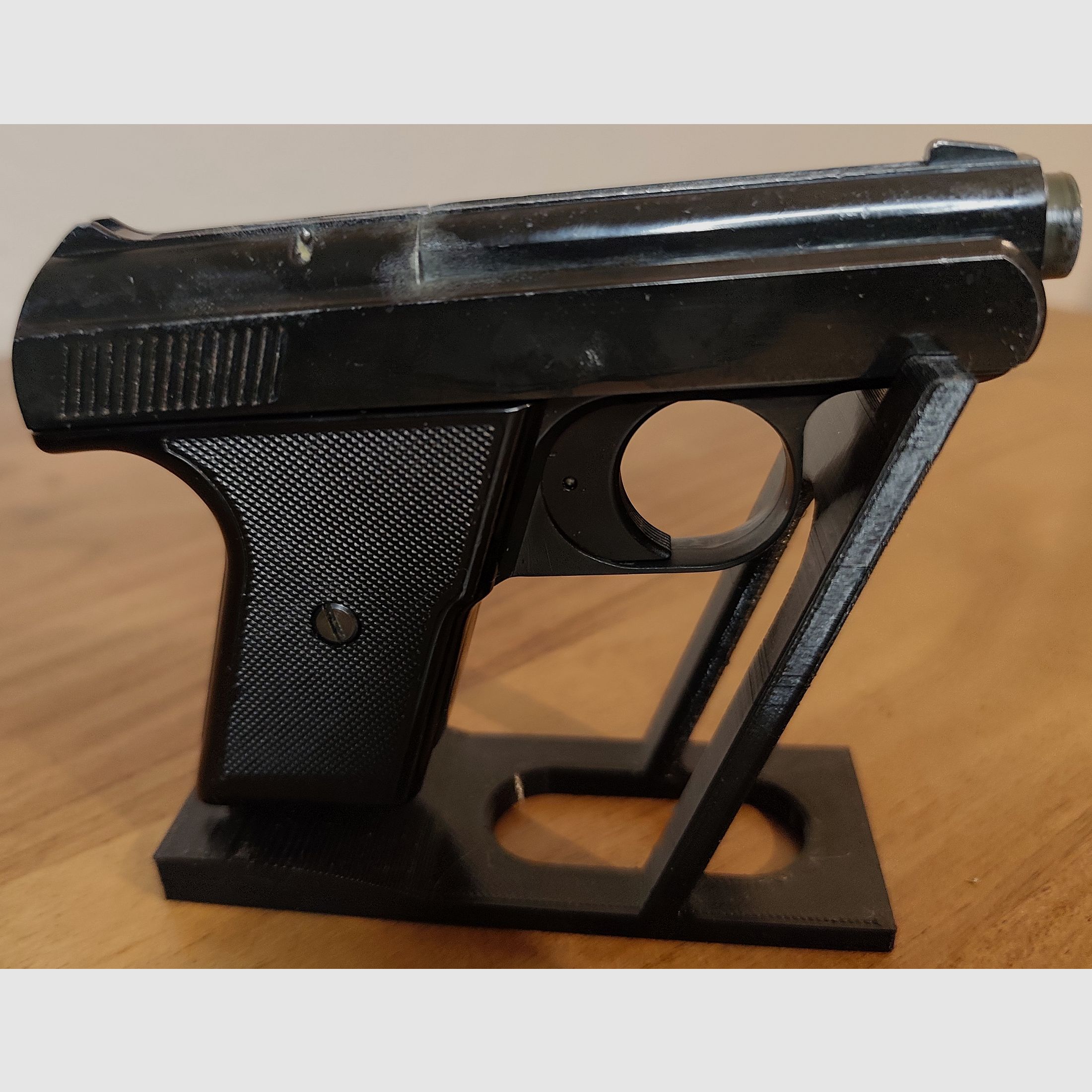 RECK Protector Automatik Mod.G5 PTB 387 Kaliber 8mm +10 Schoten CS Gas van Umarex