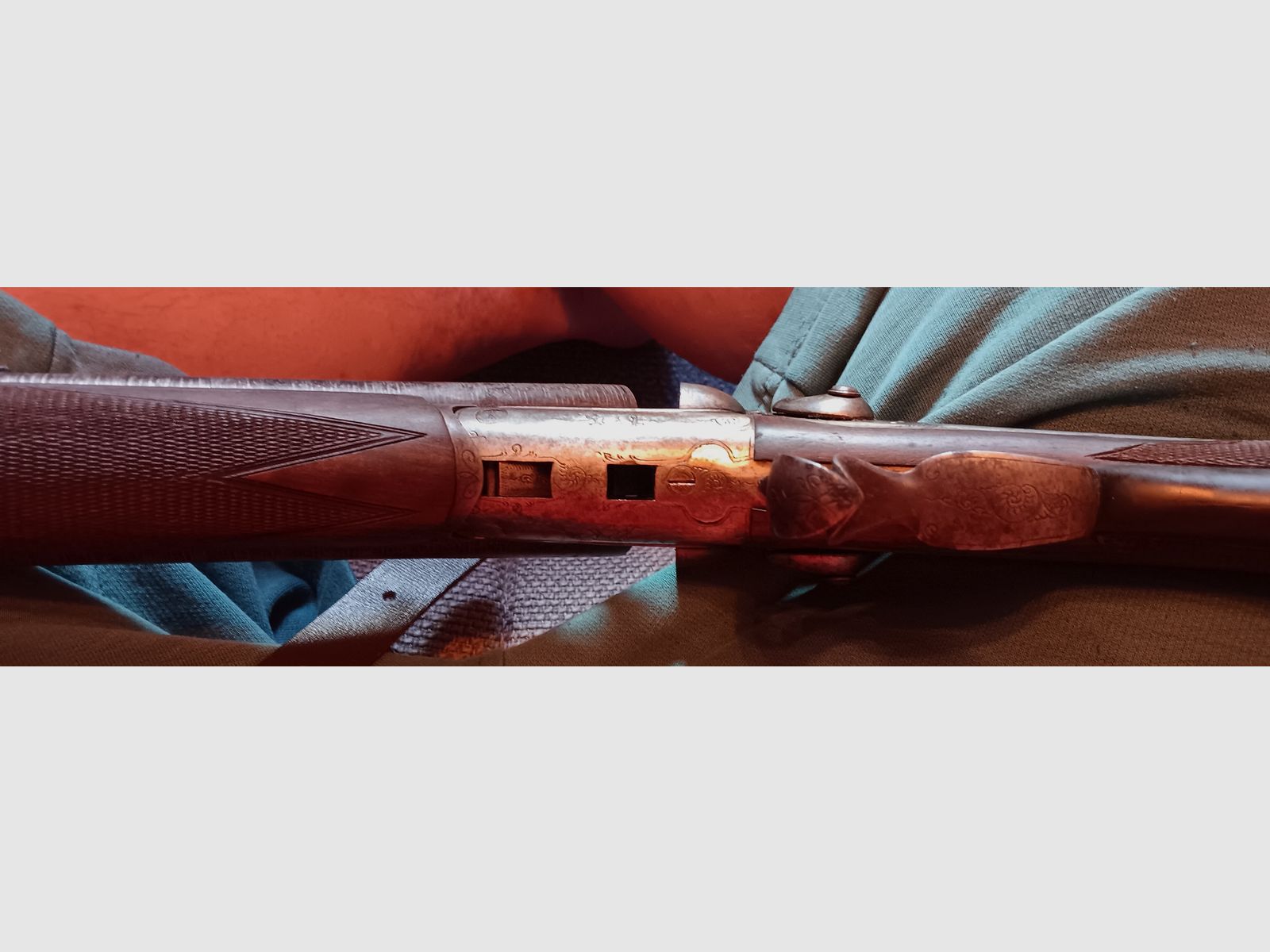 Kaliber 12/70 Damast Schrotzwilling