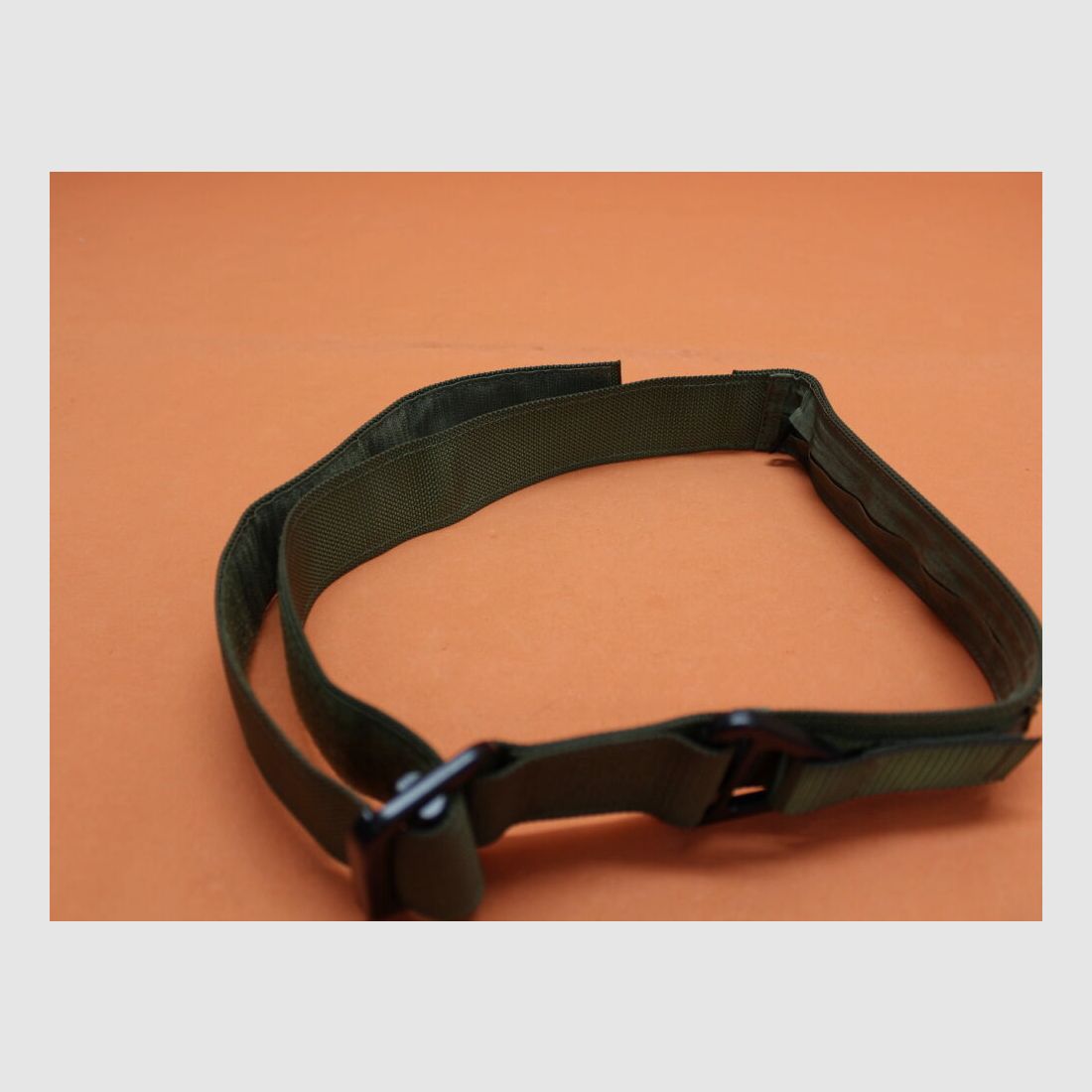 Tasmanian Tiger TT Tactical riem 036 cub: Lengte 105 cm, Breedte 4,3 cm, Maat M in Olijfgroen