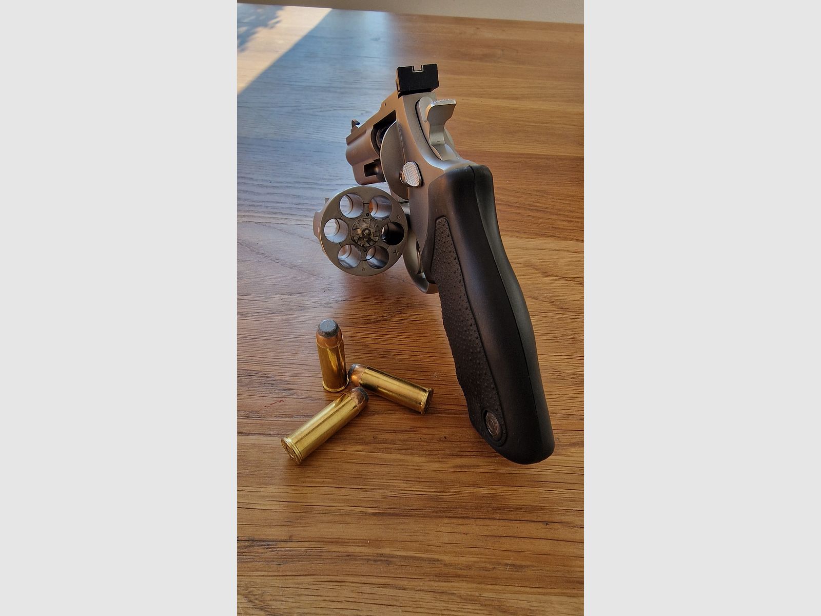 Taurus 44 Mag Revolver