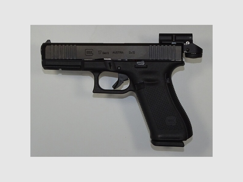 Glock 17 Gen5 mit Leupold DeltaPoint Micro
