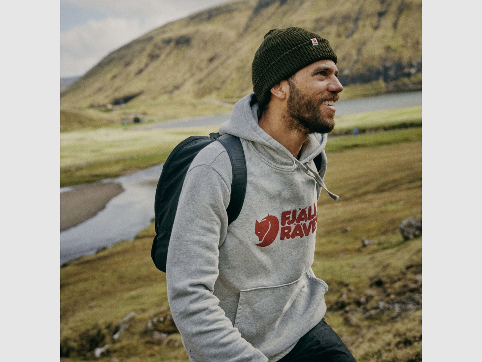 FJÄLLRÄVEN Logo Hoodie M Wood Brown