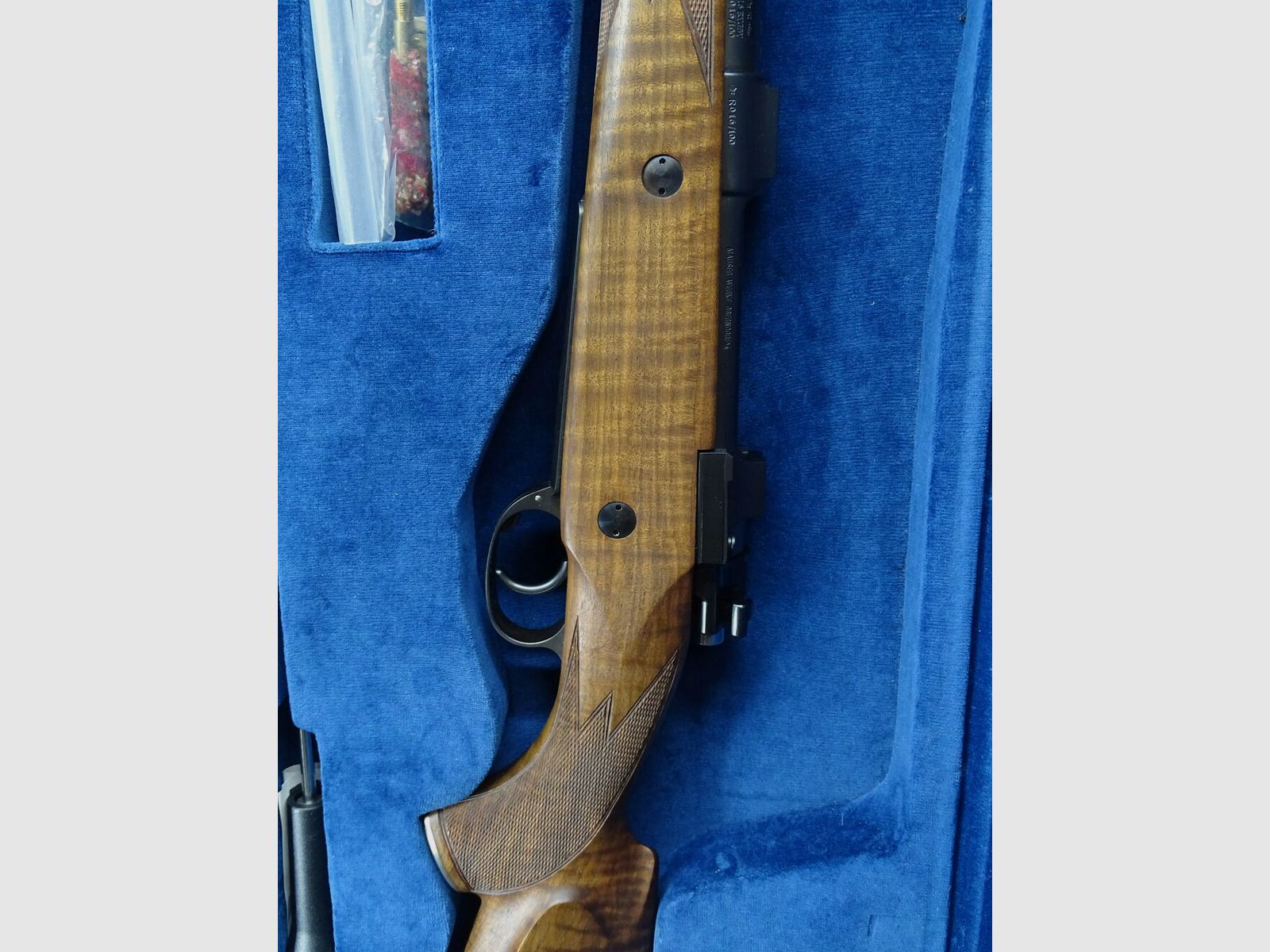 Mauser M98 100 Jahre Jubiläum Kaliber .416 Rigby inkl. Lederkoffer	 M98 Magnumsystem 100 Jahre Mauser 16 / 100 Sammlungsauflösung
