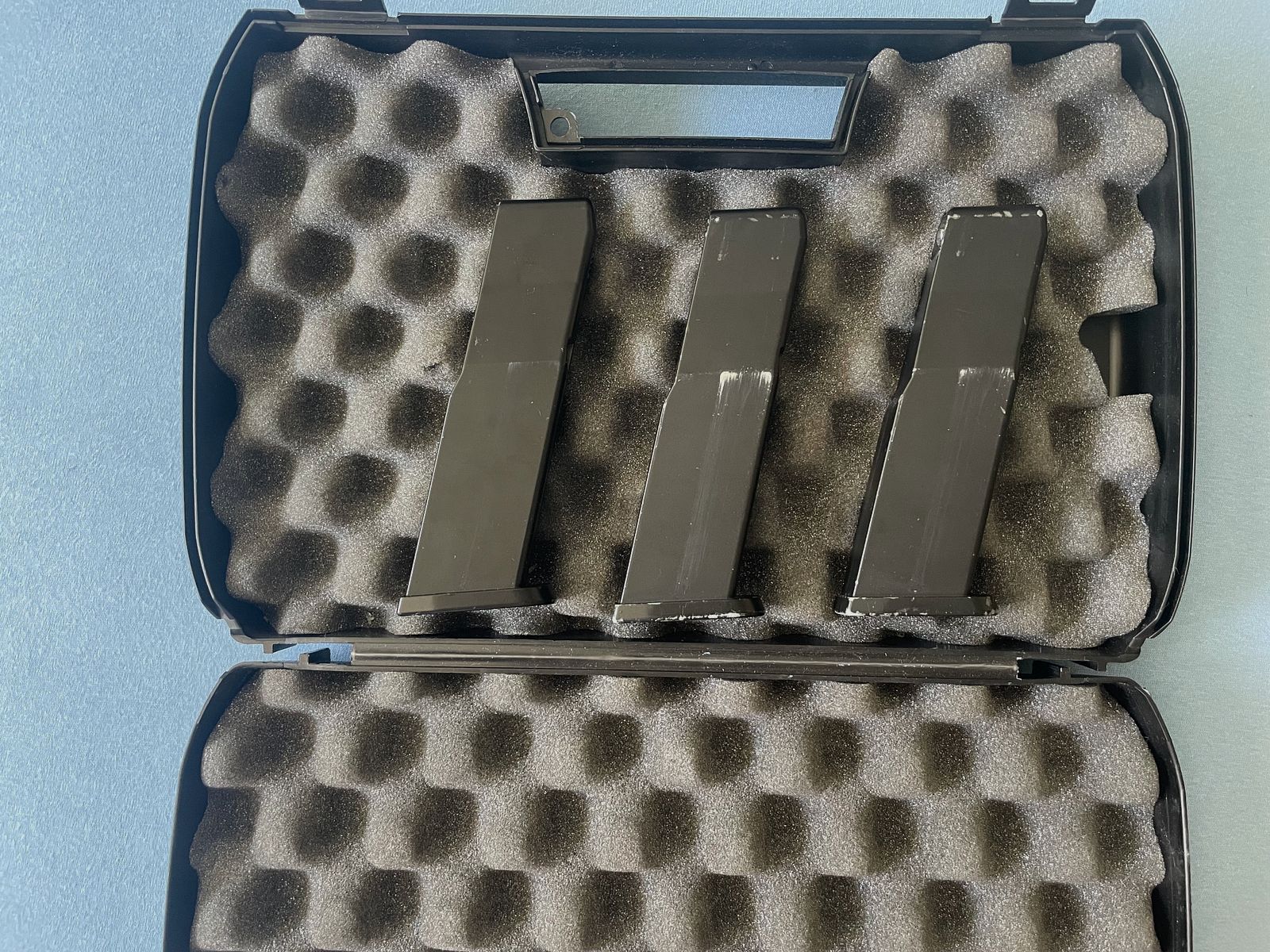 Umarex H&K USP CO2 NBB (+ 3 Magazine und Koffer)