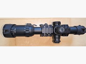 Ottica da caccia/ Telescopio/ LPVO Falke 1-6x24 con montaggio a sgancio rapido