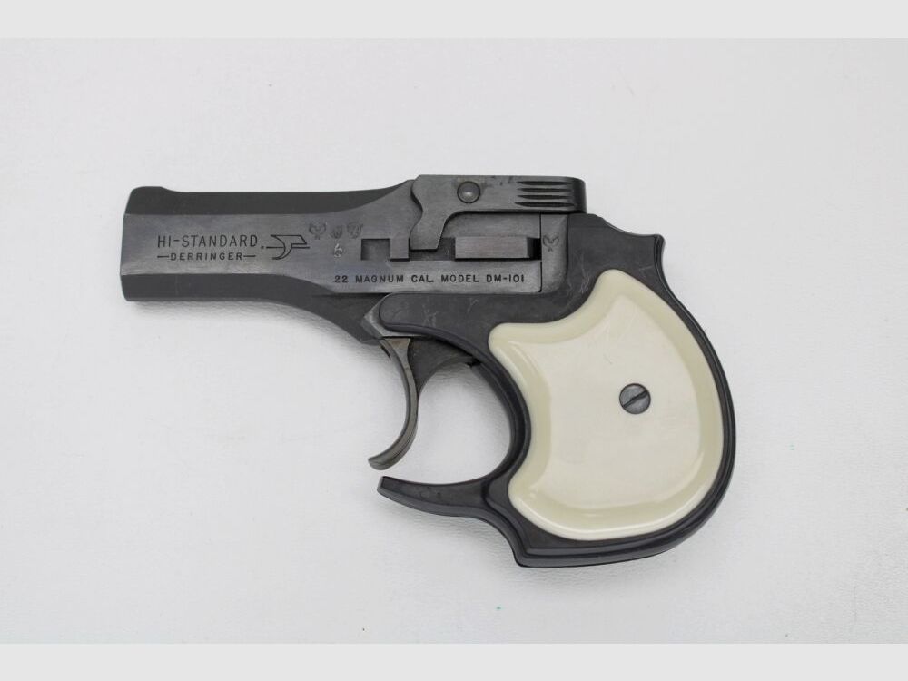 Derringer High Standard DM-101 .22WinMag