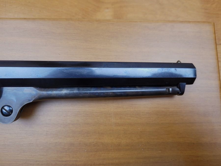 Très beau revolver Colt poudre noire – Mod. 1851 Navy – RARE fabrication COLT USA (pas italienne !) de 1977 – 6 coups – calibre 36 – TBE, image 10 sur 27