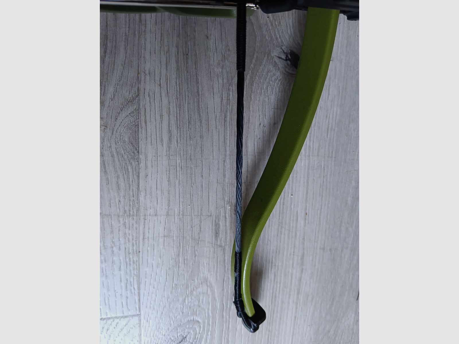 Pistol crossbow, image 5 of 6