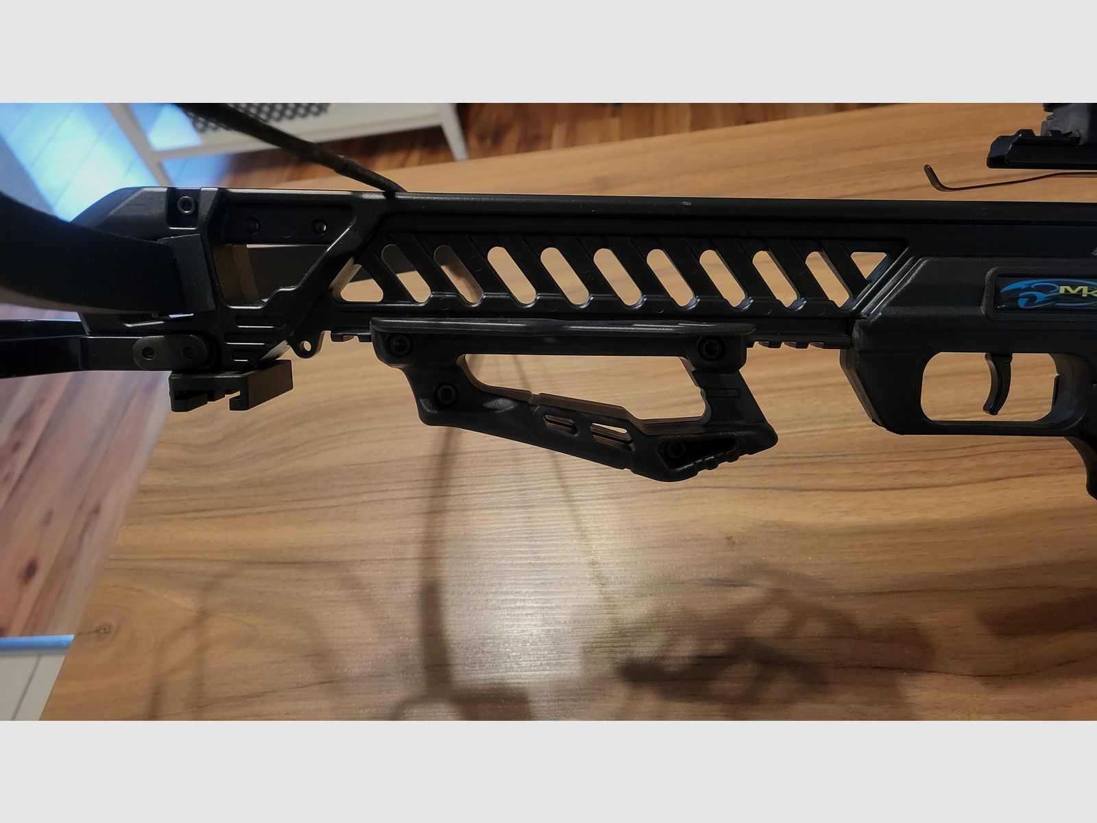 Man Kung MK-XB52 Stalker Compound-Armbrust | Red Dot | Spannhilfe | Bolzen | Top Zustand