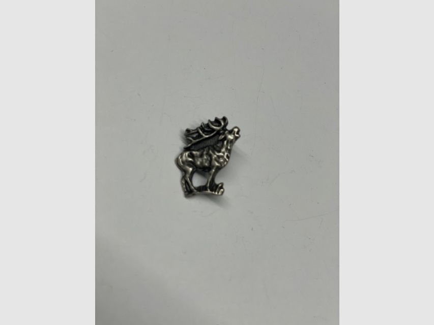 PIN deer badge