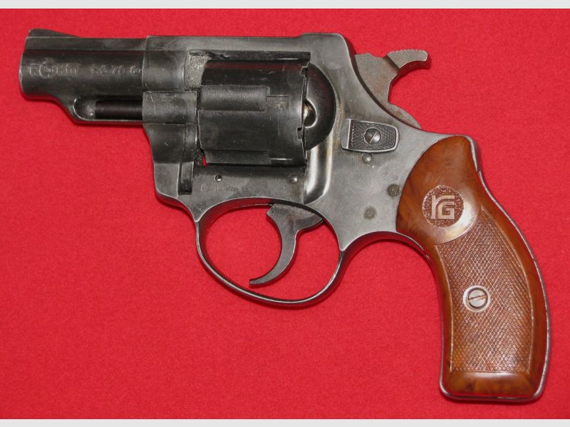 Röhm Schreckschuss - Revolver, ein RÖHM RG 79 mit der PTB 243 / Fehler, Bitte ansehen