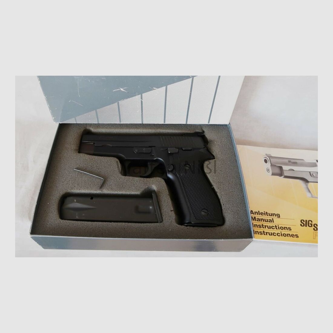 SIG Sauer P226