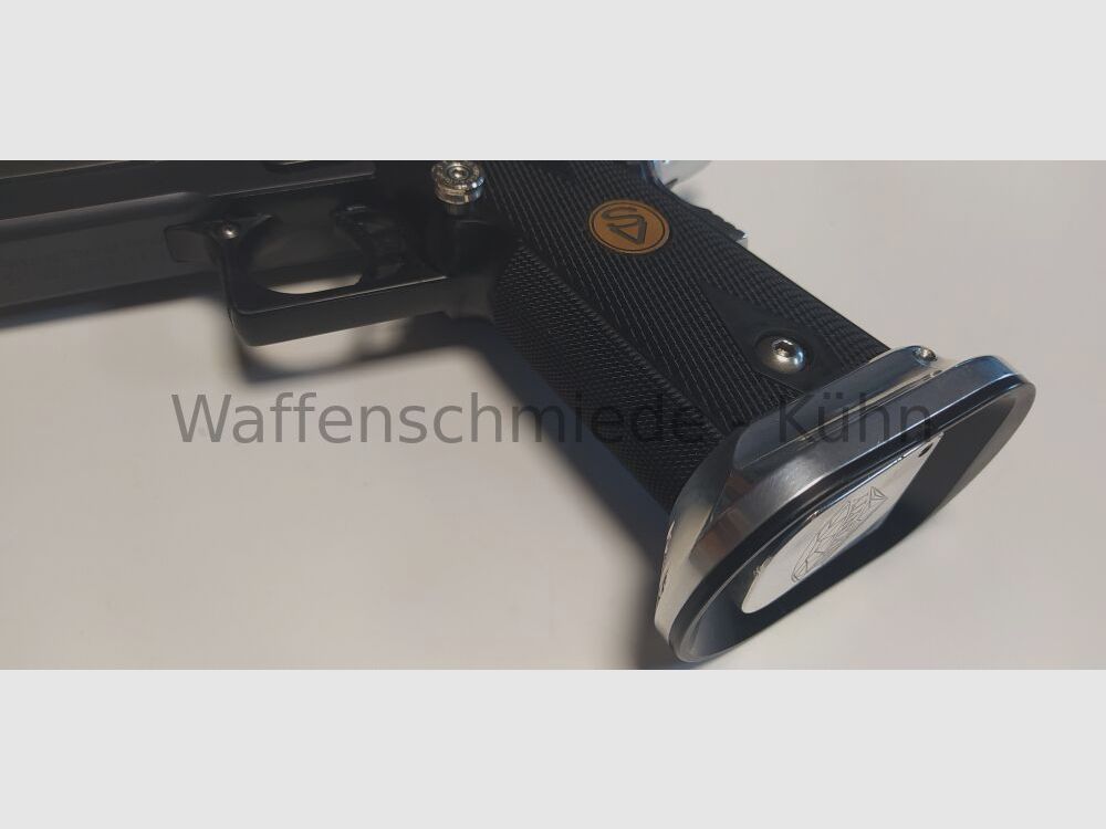 Strayer-Voigt Infinity