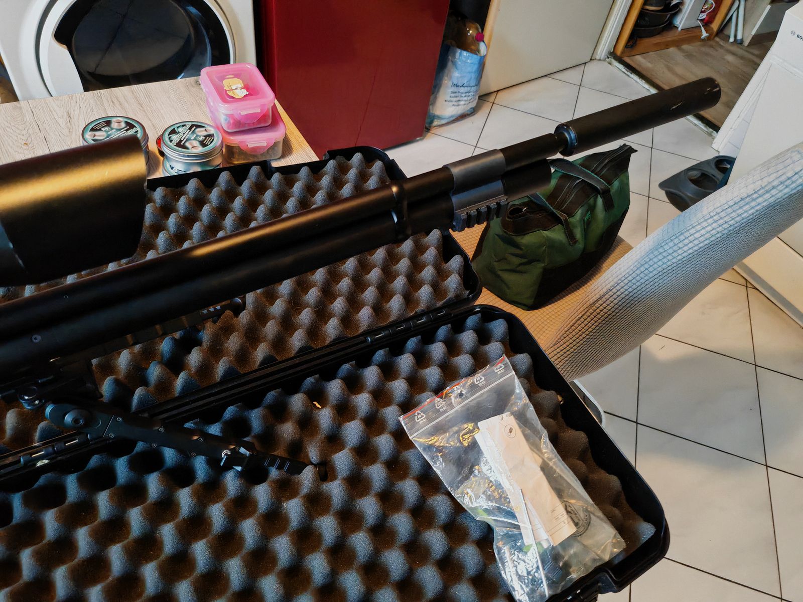 FX Dreamline Tactical 7,62 mm, accessoires, beaucoup de munitions