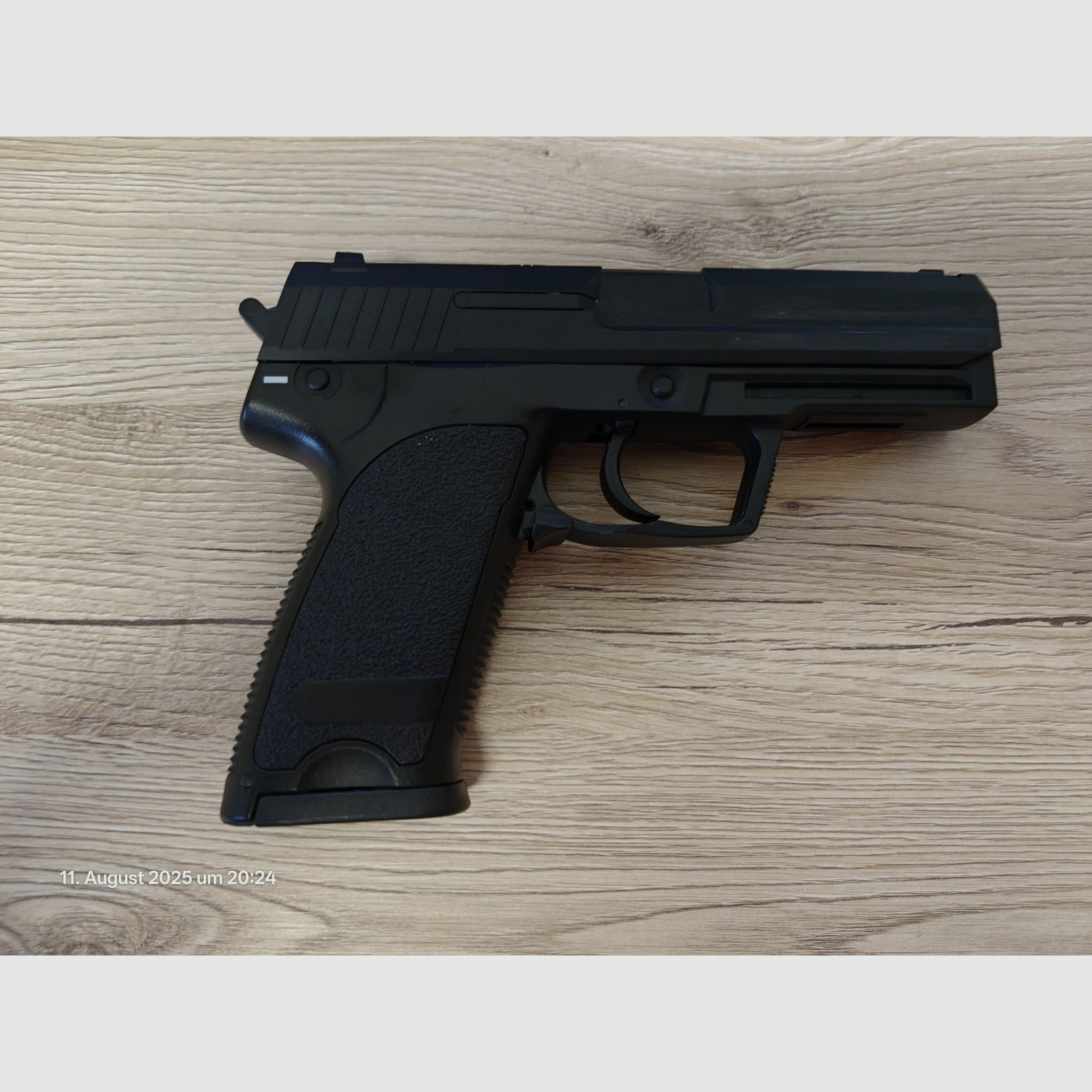 Pistola Airsoft AEP Cyma CM125, come nuova