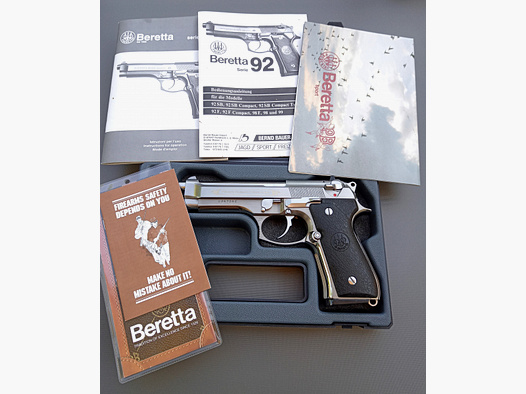 Beretta F92 stainless - Sondermodell mit goldener Schrift