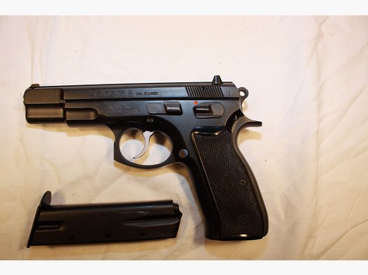 CZ 75 B.