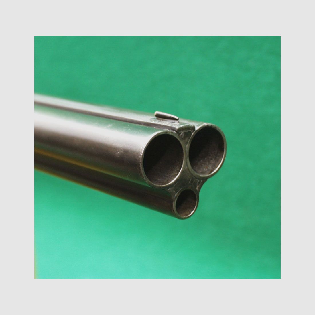 Vecchia perforatrice / perforatrice doppia