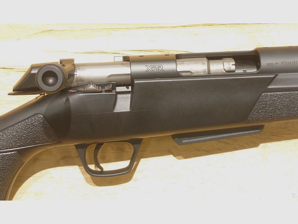 Rifle de repetición Winchester Mod. XPR Varmint Cal. .223Rem.