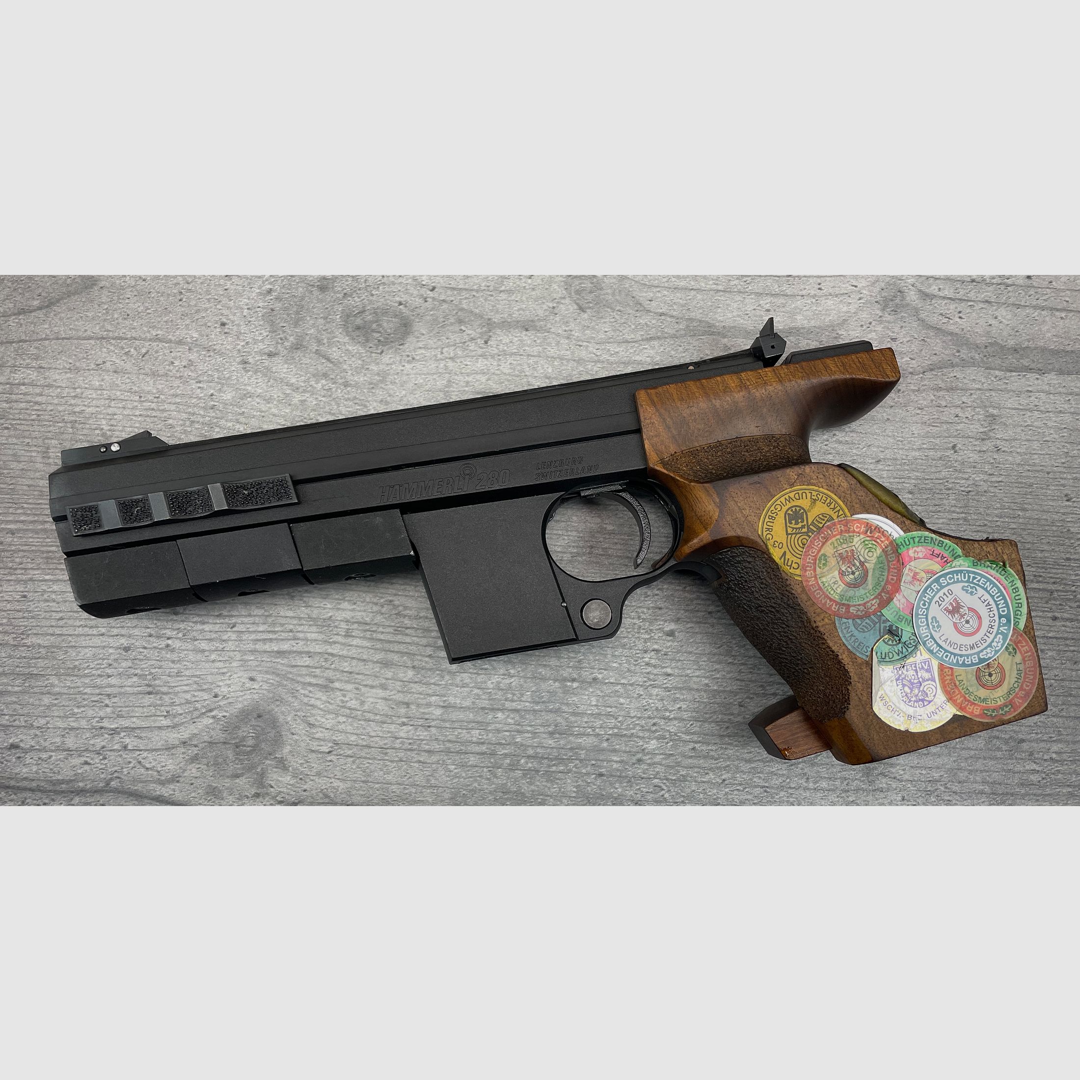 Hämmerli Mod. 280 halblautom. Pistole .22lr